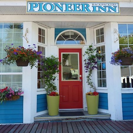 פרינס רופרט Pioneer Inns מראה חיצוני תמונה