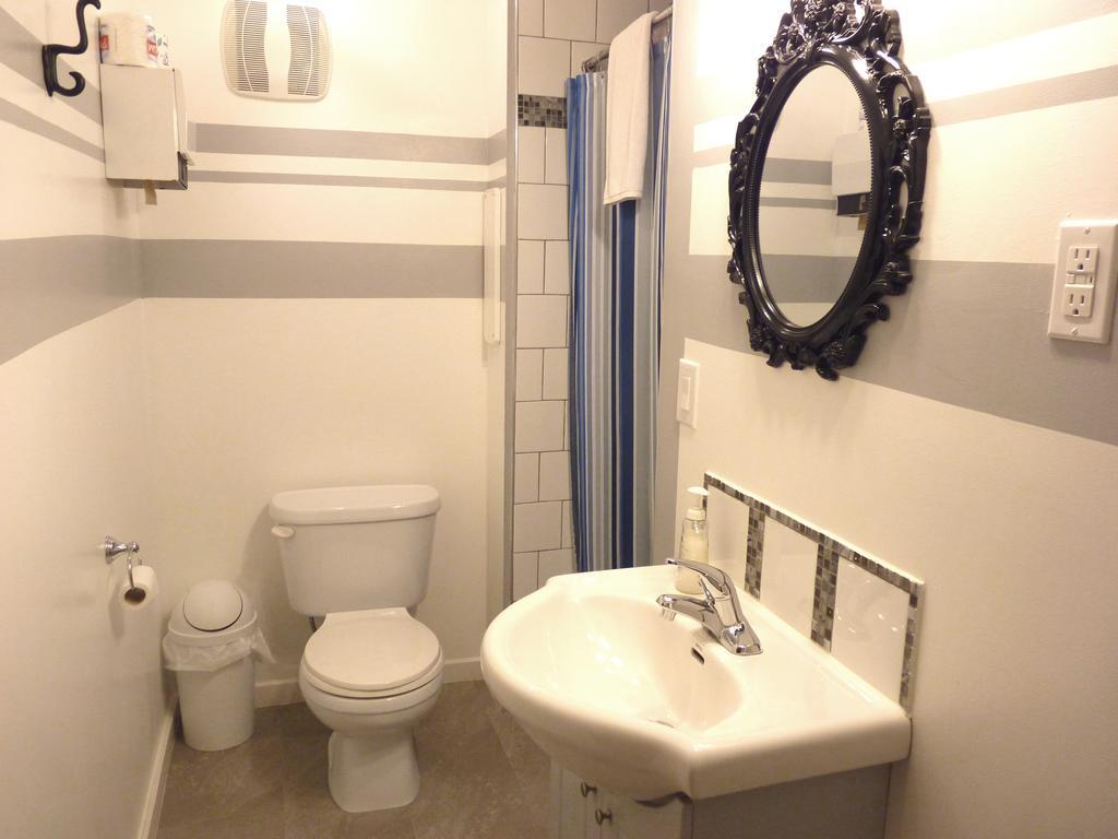 פרינס רופרט Pioneer Inns חדר תמונה